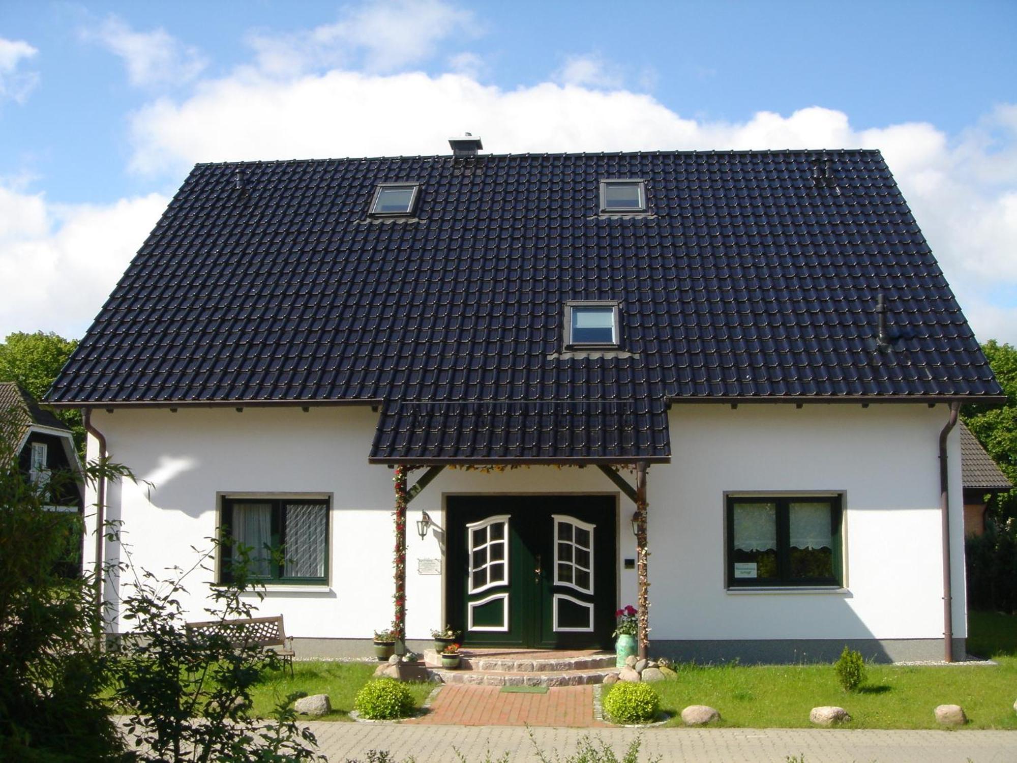 Apartment Haus Of *